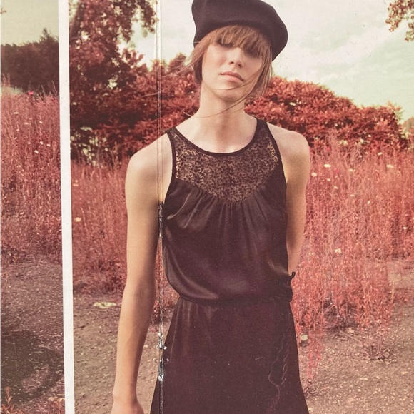 Eve Gravel sleeveless black satin dress with lace see trough yoke, size small - Picture 4 of 13